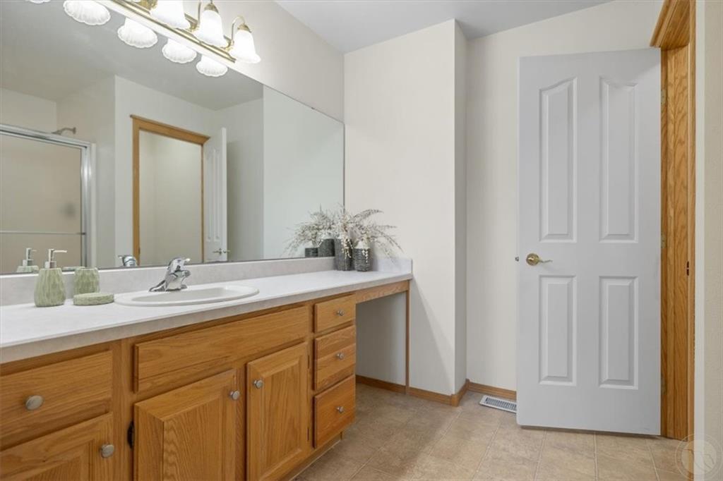 3131 Solar Boulevard 9 Property Photo 17