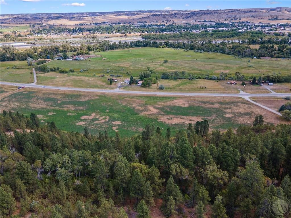 4552 Highway 78 Property Photo 6