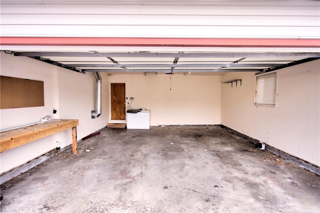 1534 Maurine Street Property Photo 24