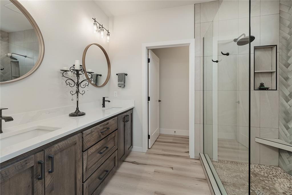 1106 Daybreak Drive Property Photo 11