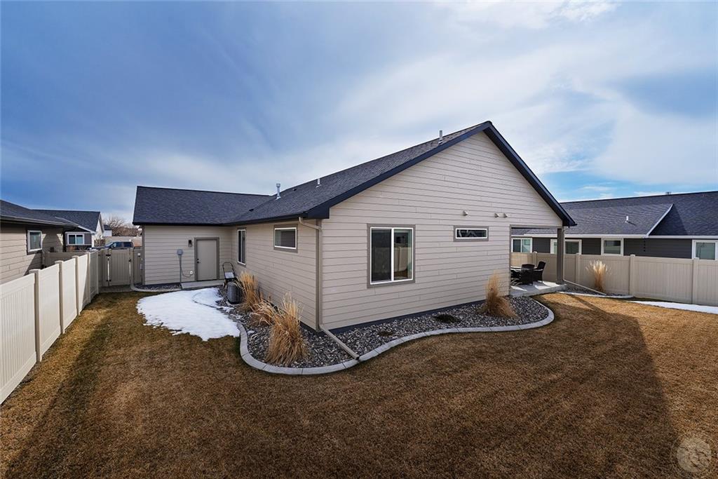 1106 Daybreak Drive Property Photo 18