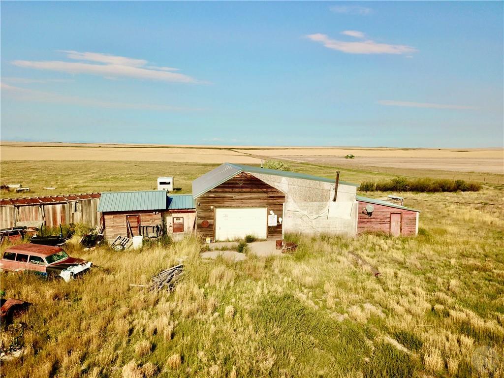 511 Glacier View Road Property Photo 12