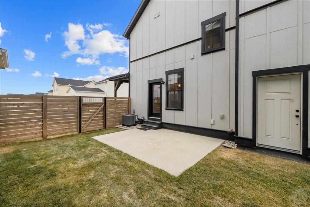 6115 Eva Marie Ln Property Photo 25