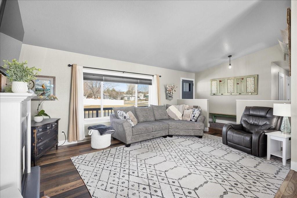 5038 Coneflower Avenue Property Photo 4
