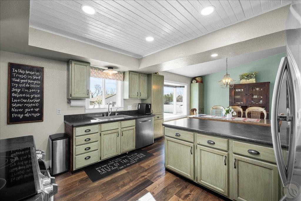 5038 Coneflower Avenue Property Photo 8