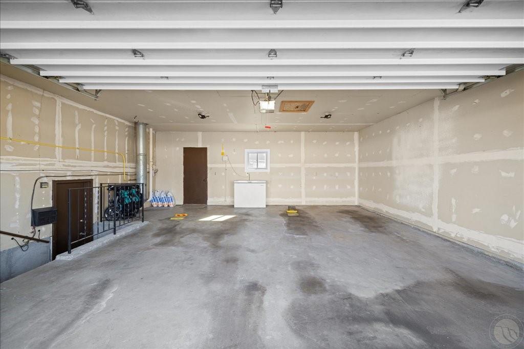 5038 Coneflower Avenue Property Photo 20