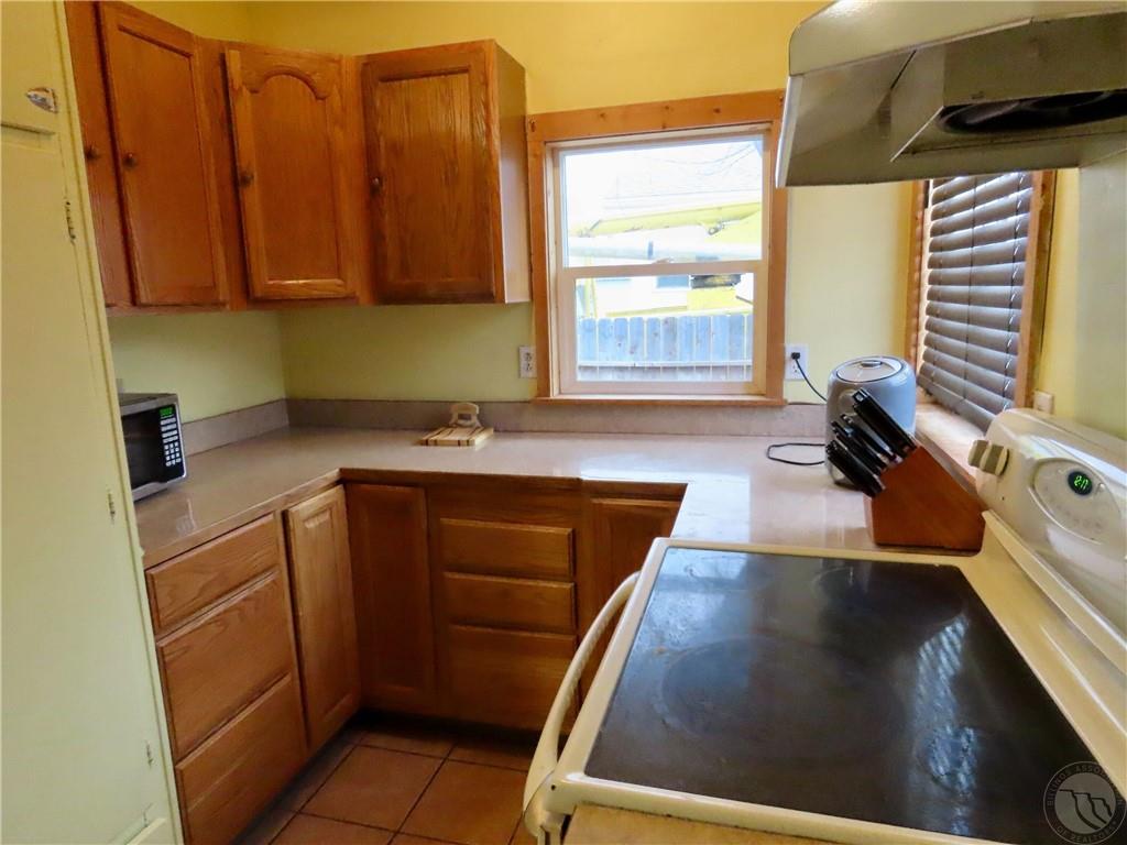 707 1st Street Property Photo 5