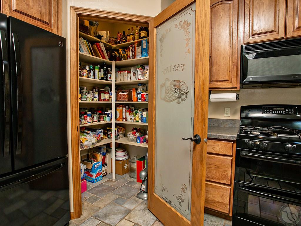 4231 Julaura Ln Property Photo 10