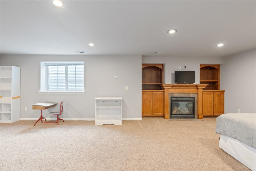 1650 Inverness Dr 13 Property Photo 24