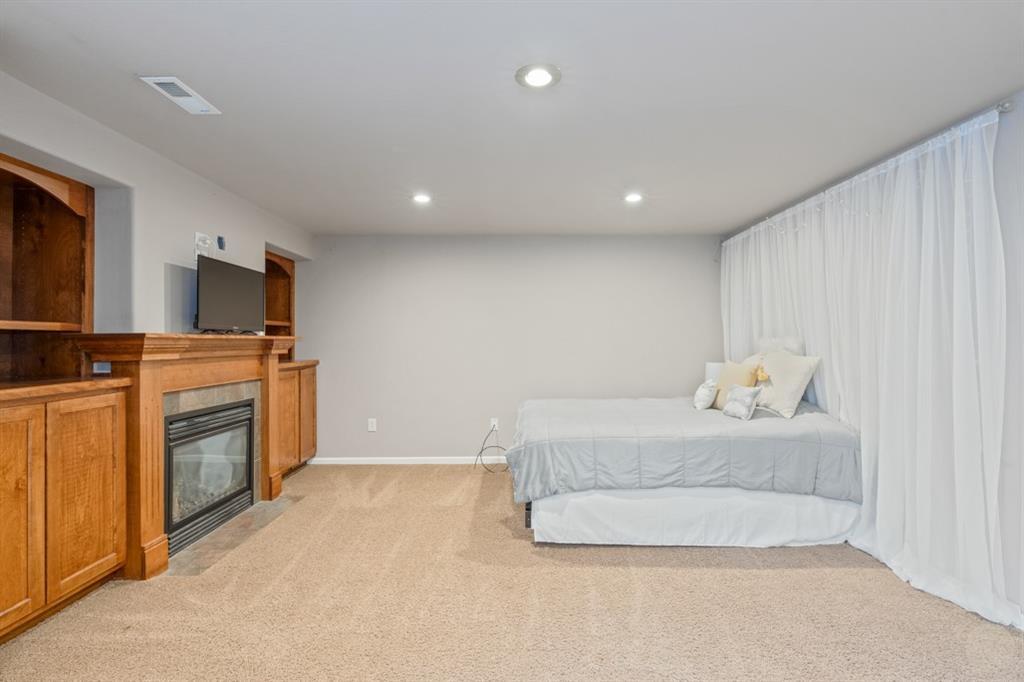 1650 Inverness Dr 13 Property Photo 25