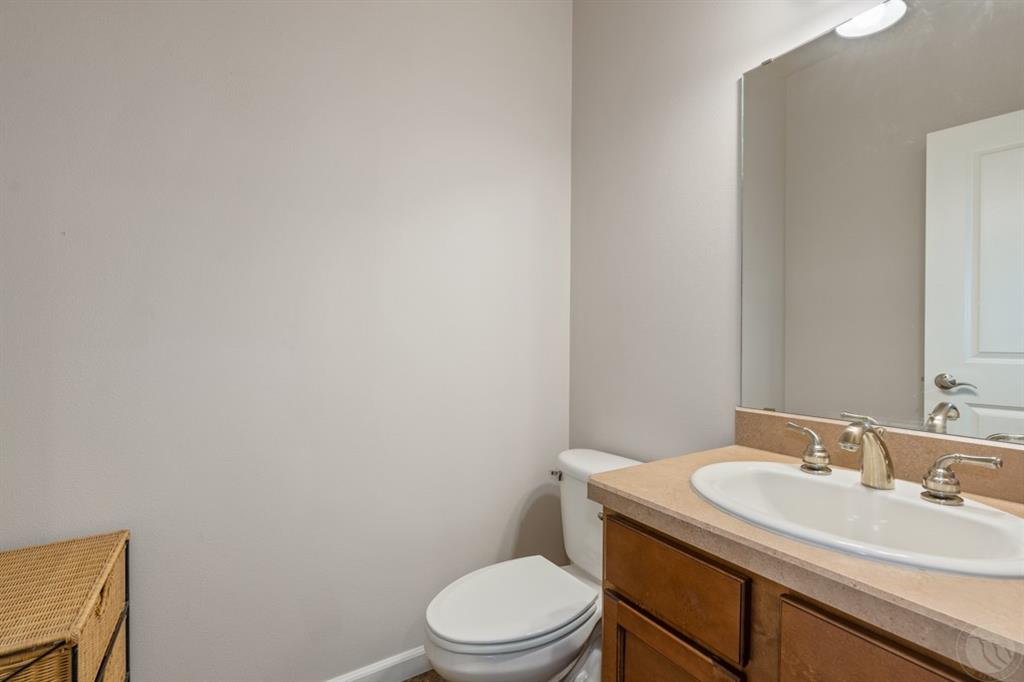 1650 Inverness Dr 13 Property Photo 29