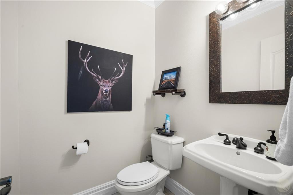 1605 Forest Park Drive Property Photo 11