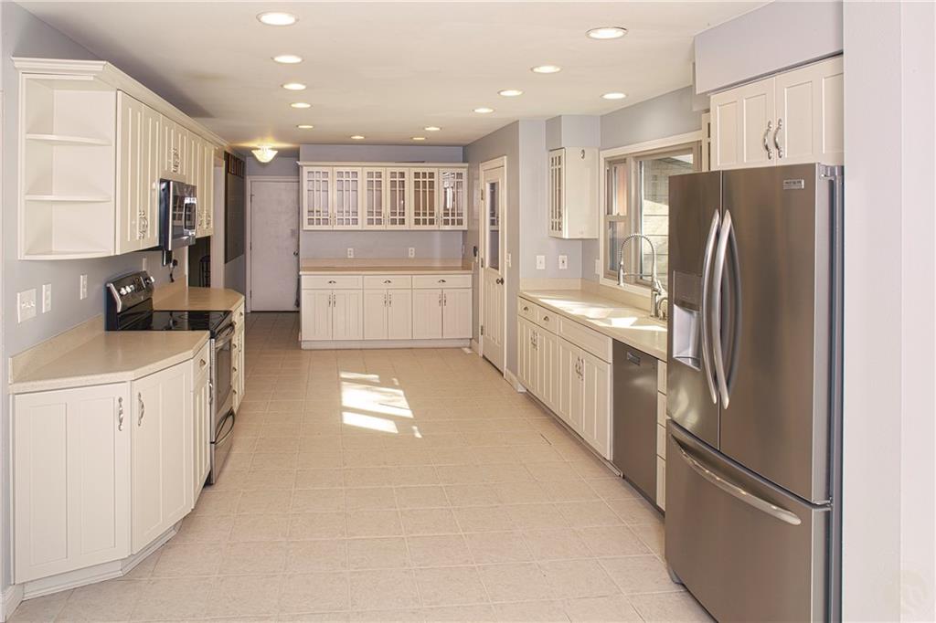 1010 Moon Valley Road Property Photo 4