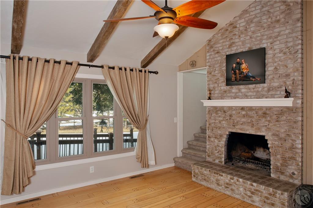 1010 Moon Valley Road Property Photo 8