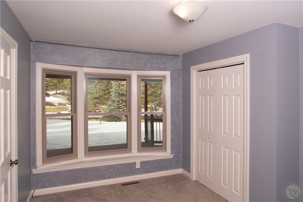 1010 Moon Valley Road Property Photo 11
