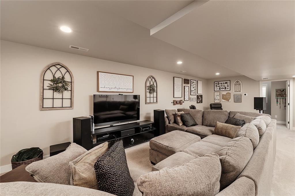 928 Tierra Drive Property Photo 14