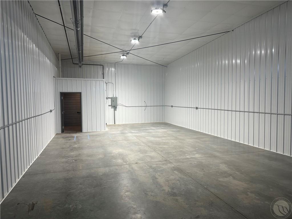 5913 Bluff Lane Property Photo 4