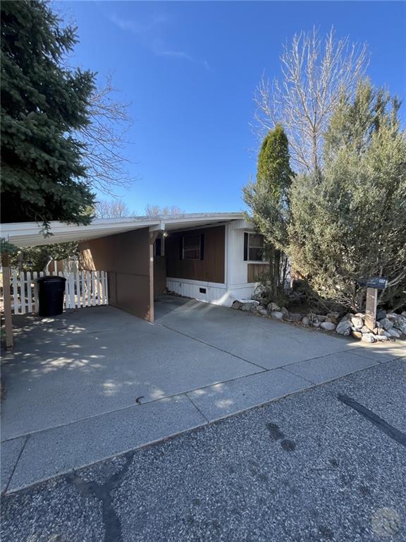 40 Brookpark Dr Property Photo