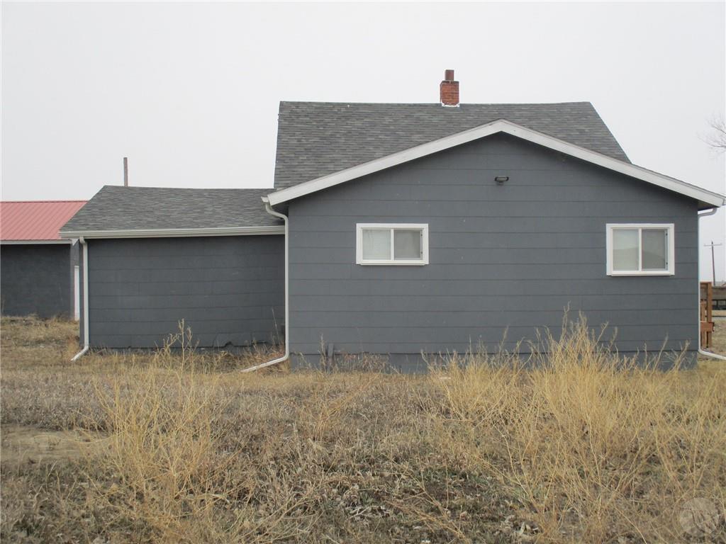 2295 Uffleman Loop Property Photo 3