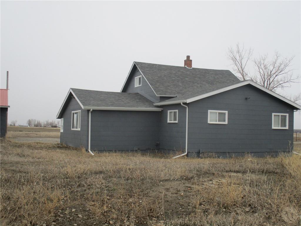 2295 Uffleman Loop Property Photo 4