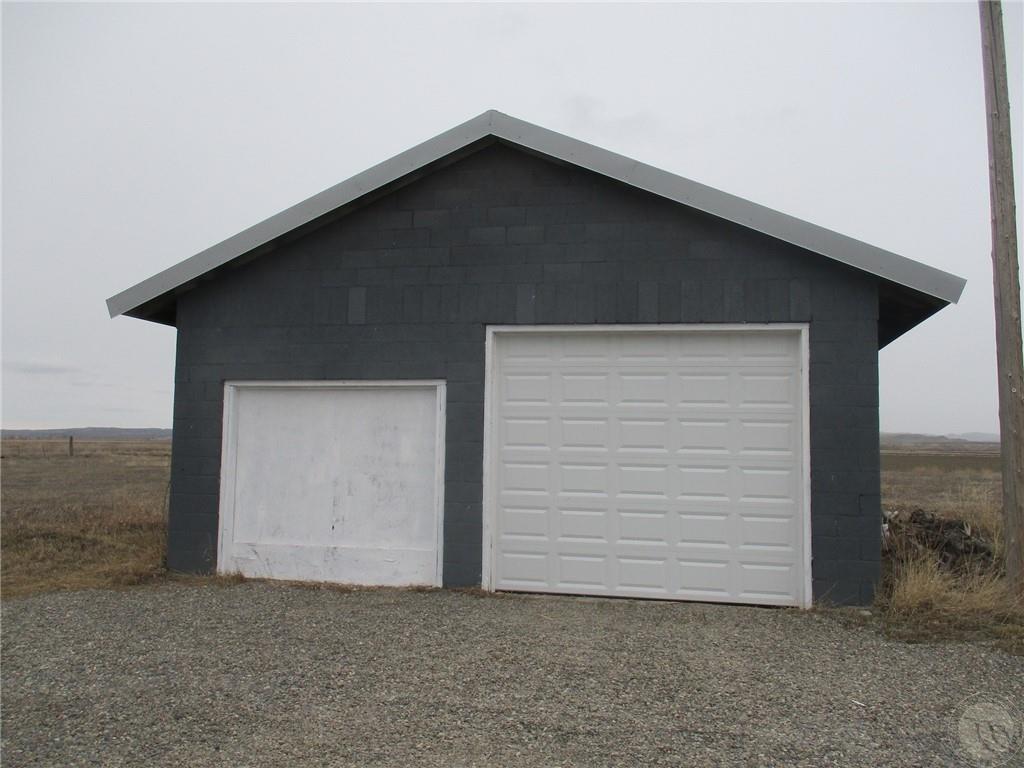 2295 Uffleman Loop Property Photo 7