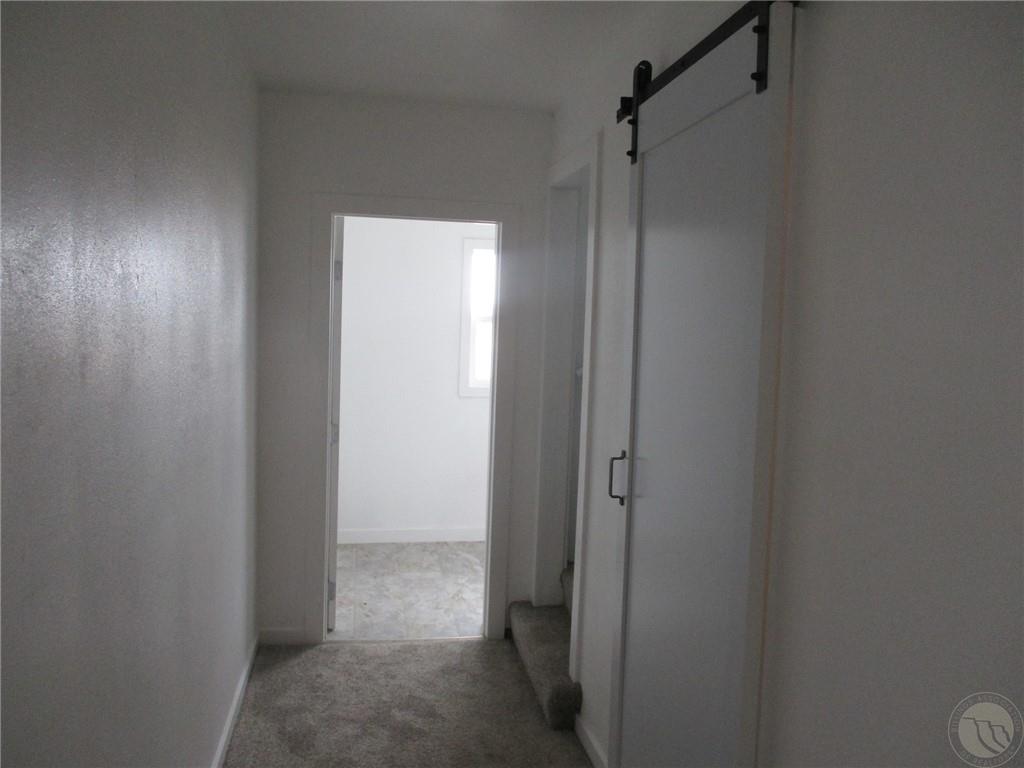 2295 Uffleman Loop Property Photo 14