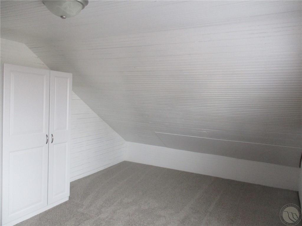 2295 Uffleman Loop Property Photo 15