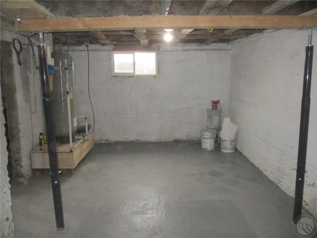2295 Uffleman Loop Property Photo 19