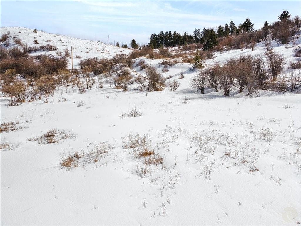 Tract 19a Kainu Ave. Property Photo 5