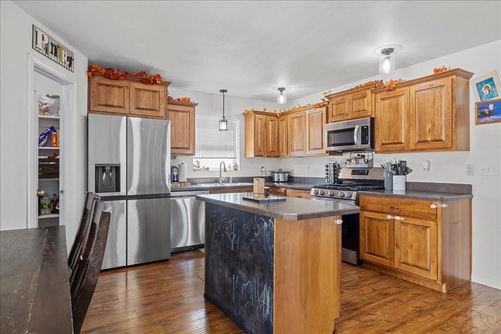 7906 Monad Road Property Photo 7