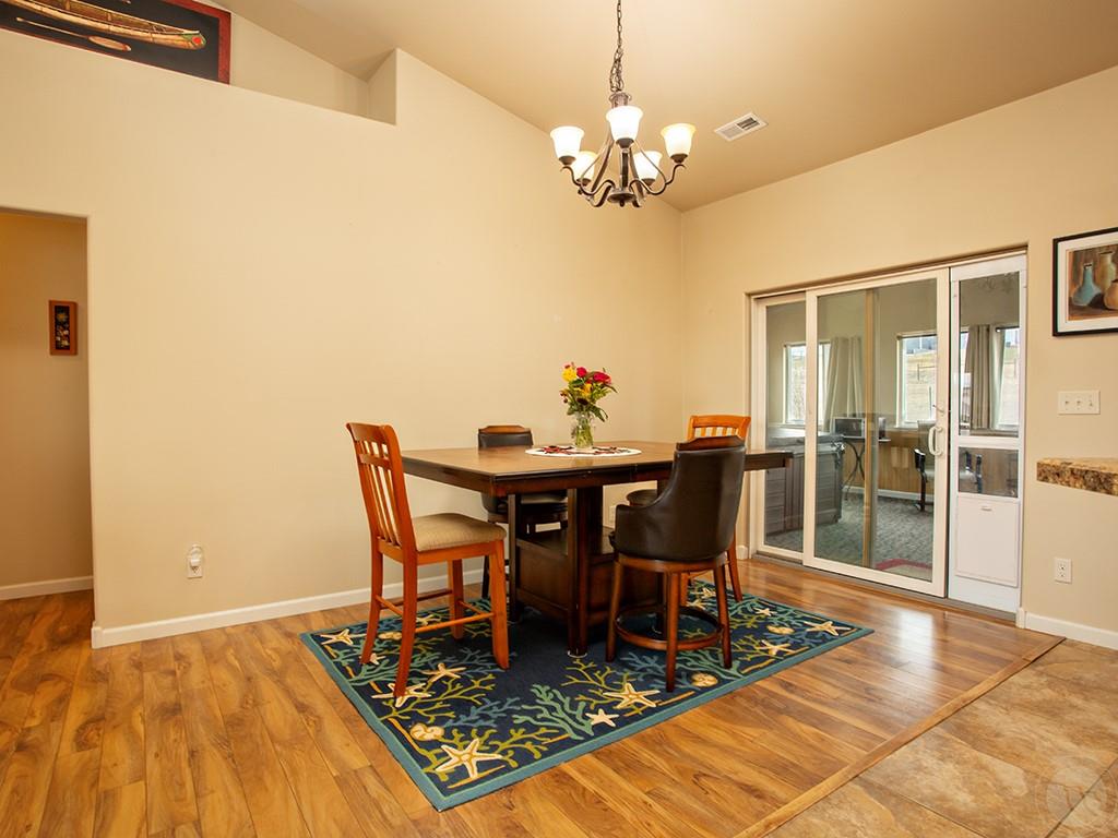 7405 Monad Rd Property Photo 8
