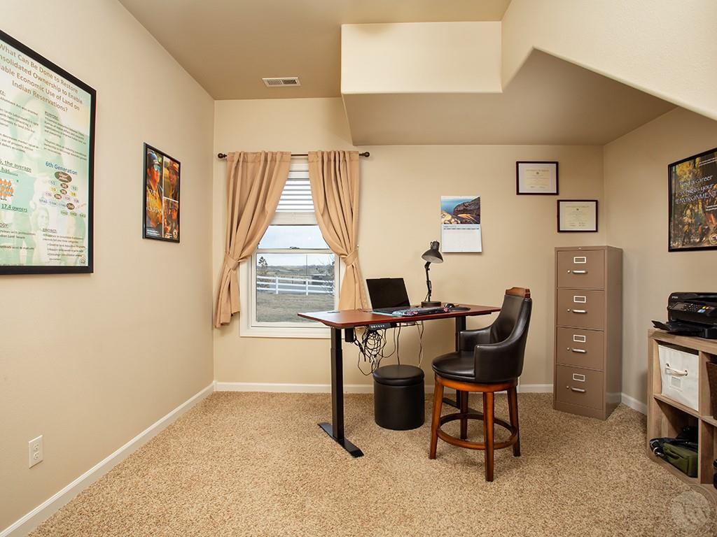 7405 Monad Rd Property Photo 17