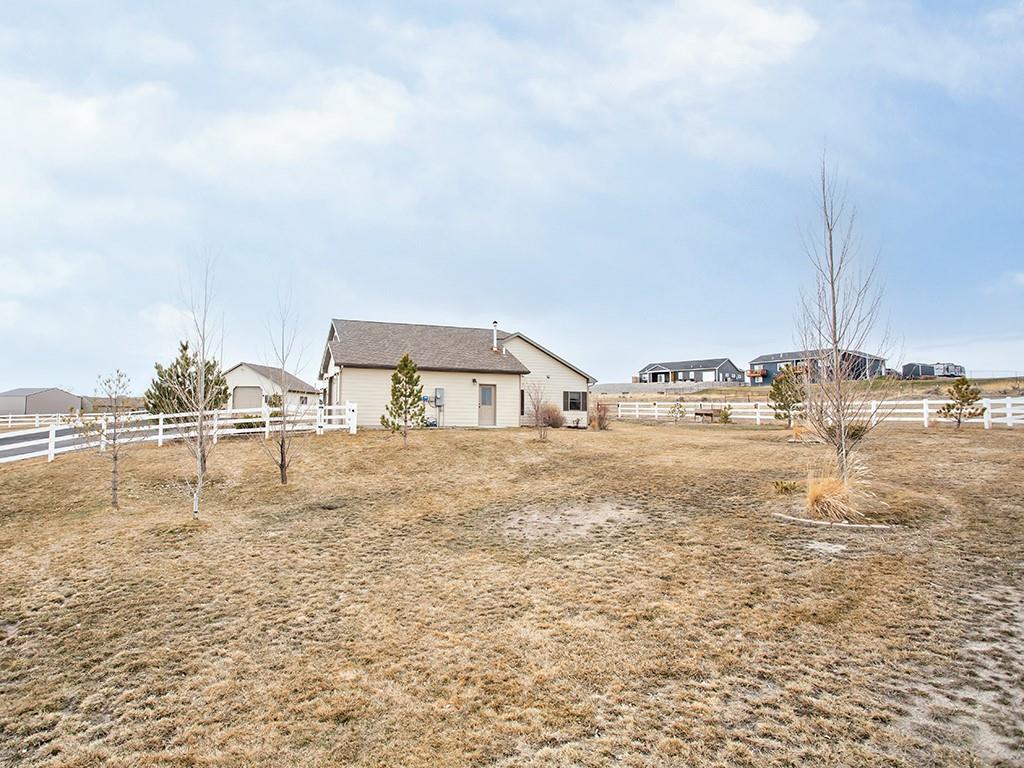 7405 Monad Rd Property Photo 32