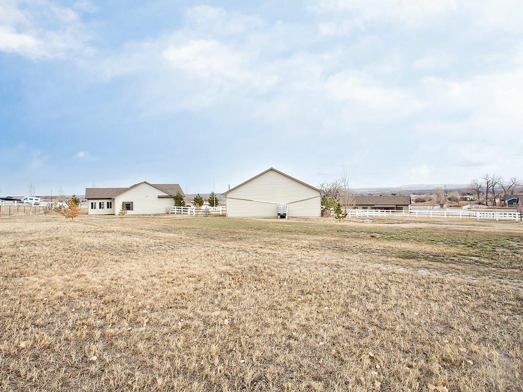 7405 Monad Rd Property Photo 33