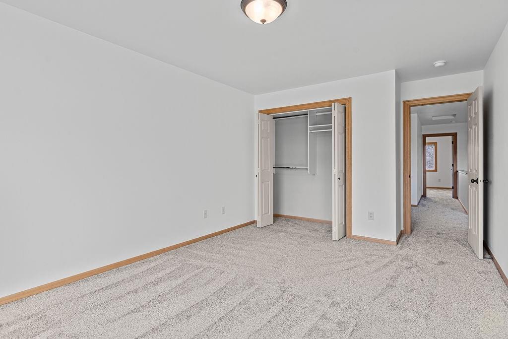 570 Killarney Street Property Photo 15
