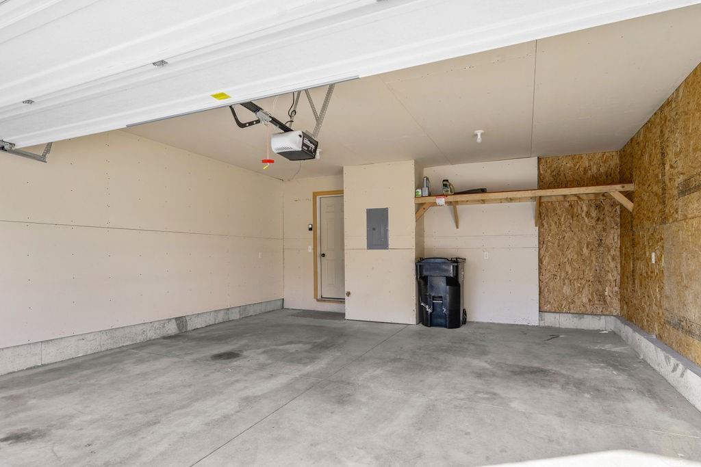 570 Killarney Street Property Photo 19