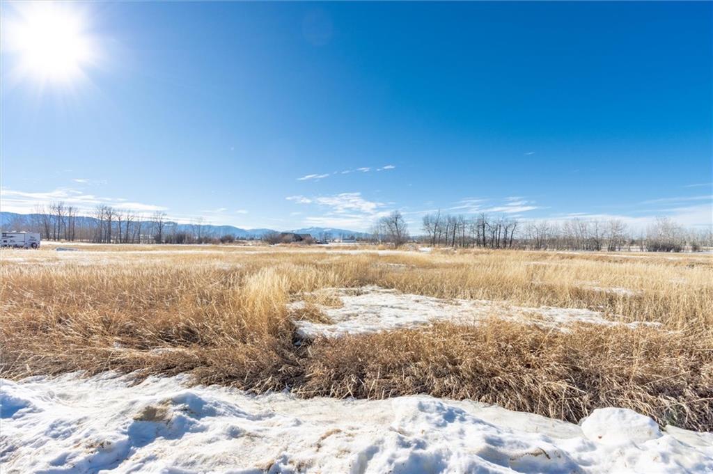 6 Lupine Circle Property Photo 3