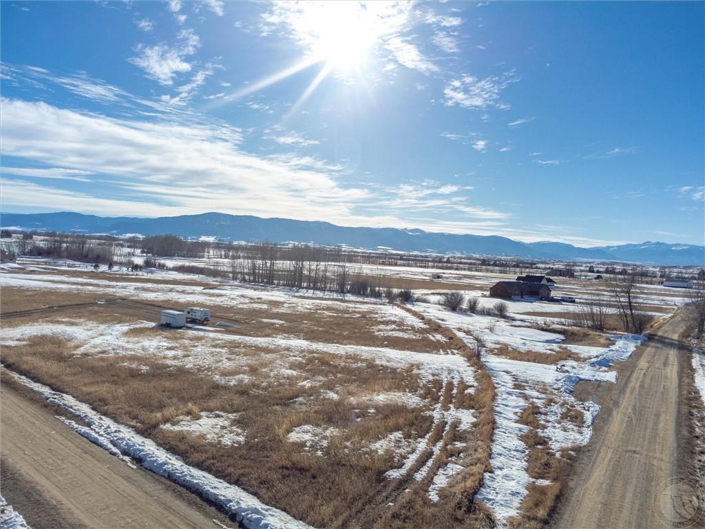 6 Lupine Circle Property Photo 19