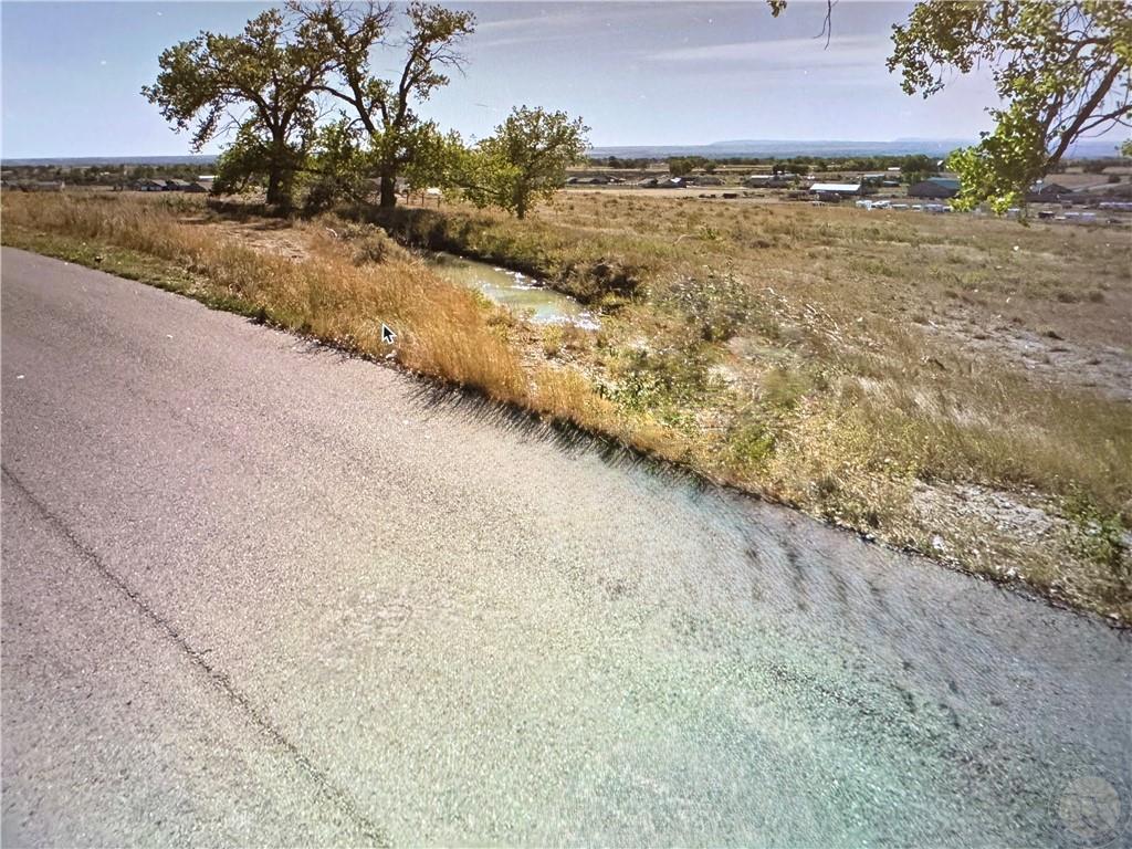 7804 Monad Road Property Photo 3