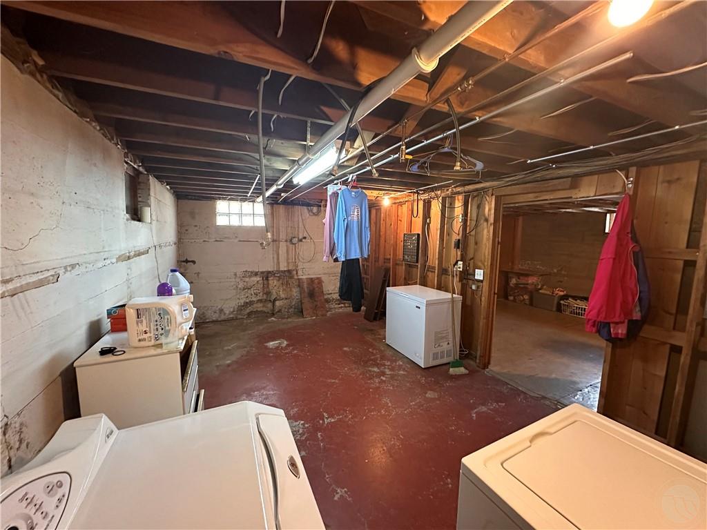 607 S 2nd Street W Property Photo 22