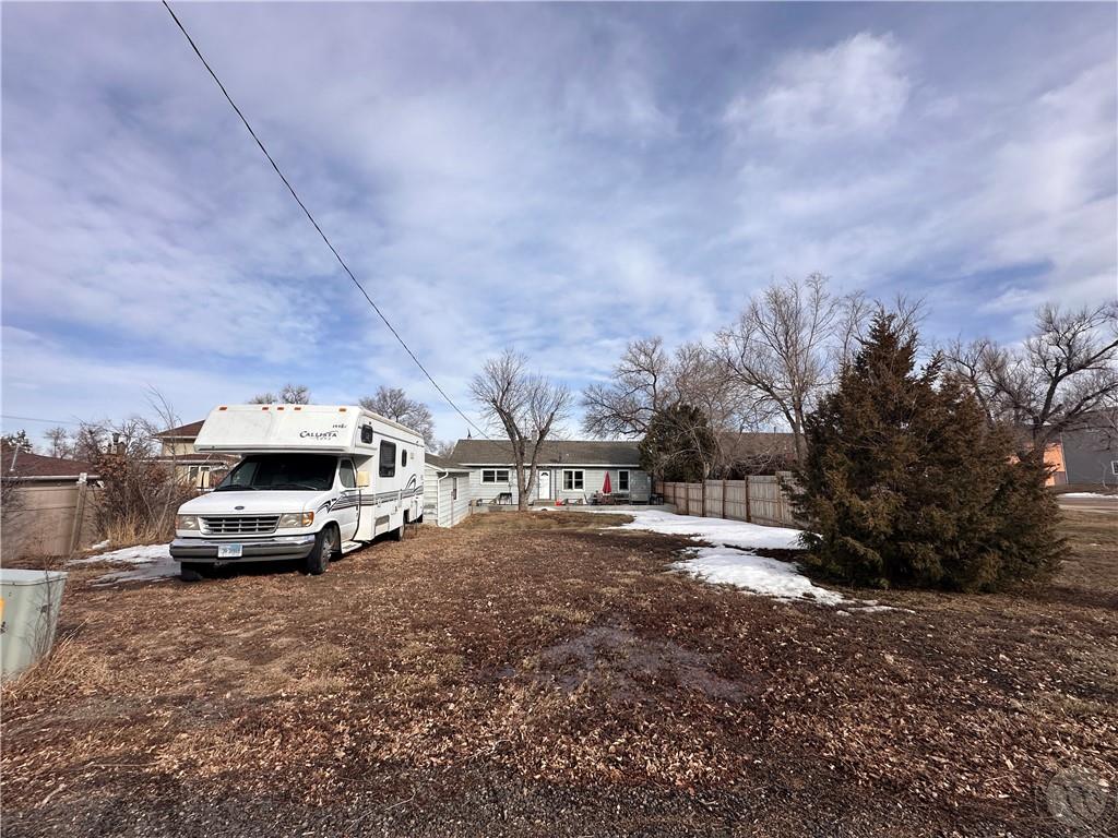 607 S 2nd Street W Property Photo 25