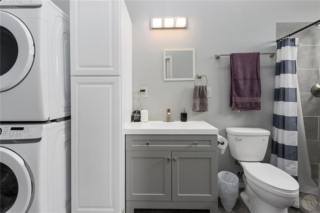 2422 Alexander Road Property Photo 24