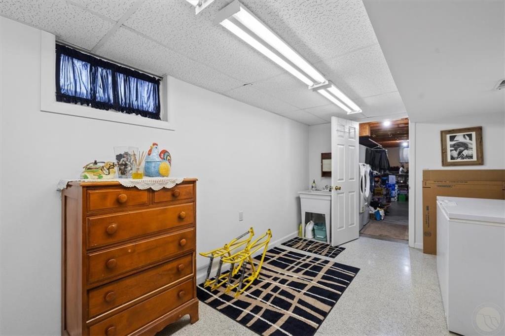 155 Lexington Drive Property Photo 25