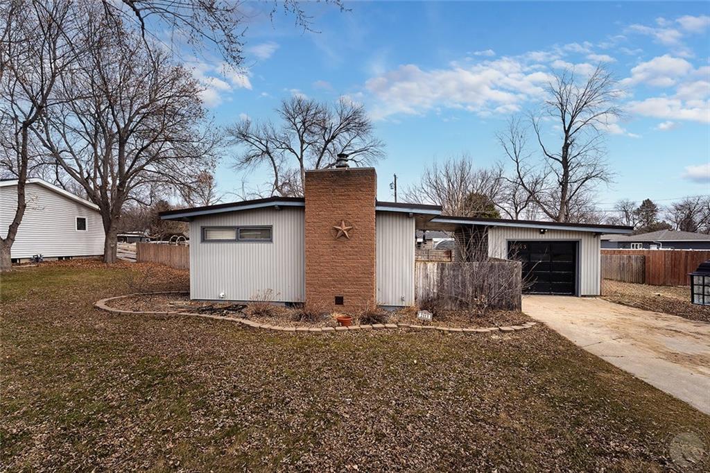 2113 Patricia Lane Property Photo 1