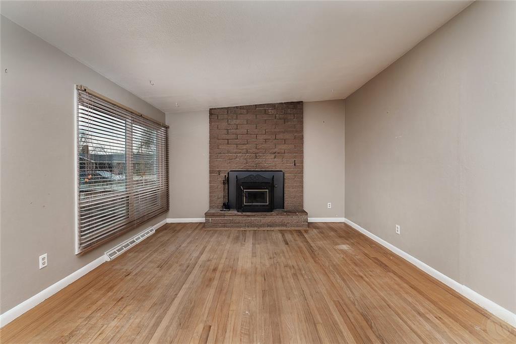 2113 Patricia Lane Property Photo 4