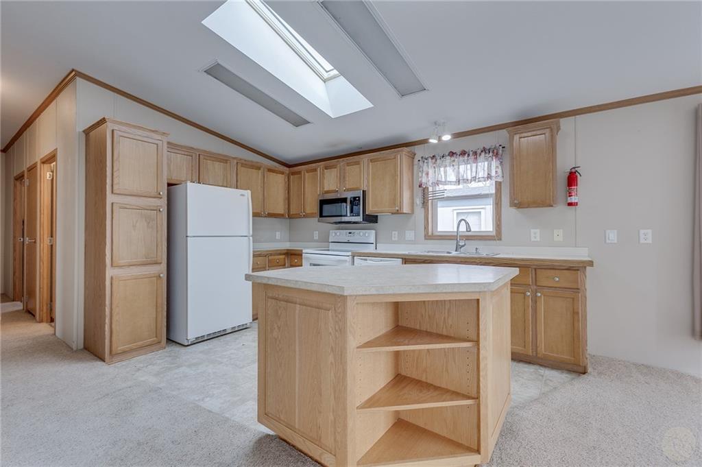 3840 Sandpiper Lane Property Photo 6