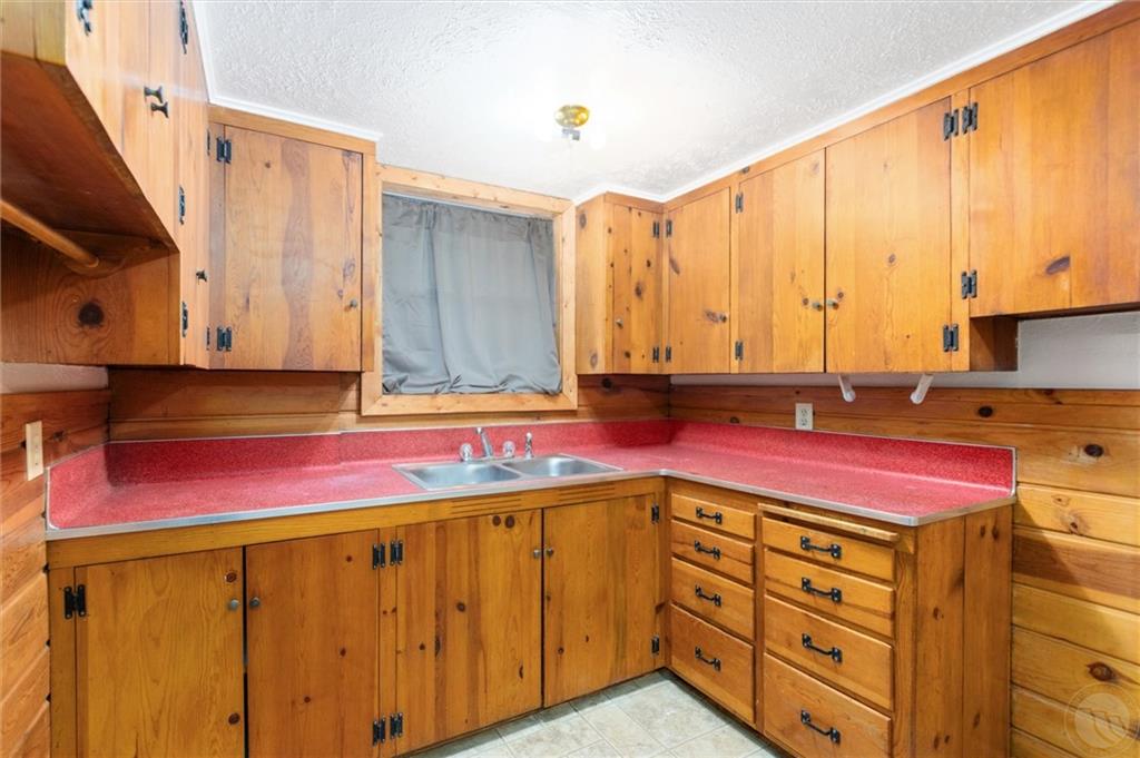 927 Miles Property Photo 20