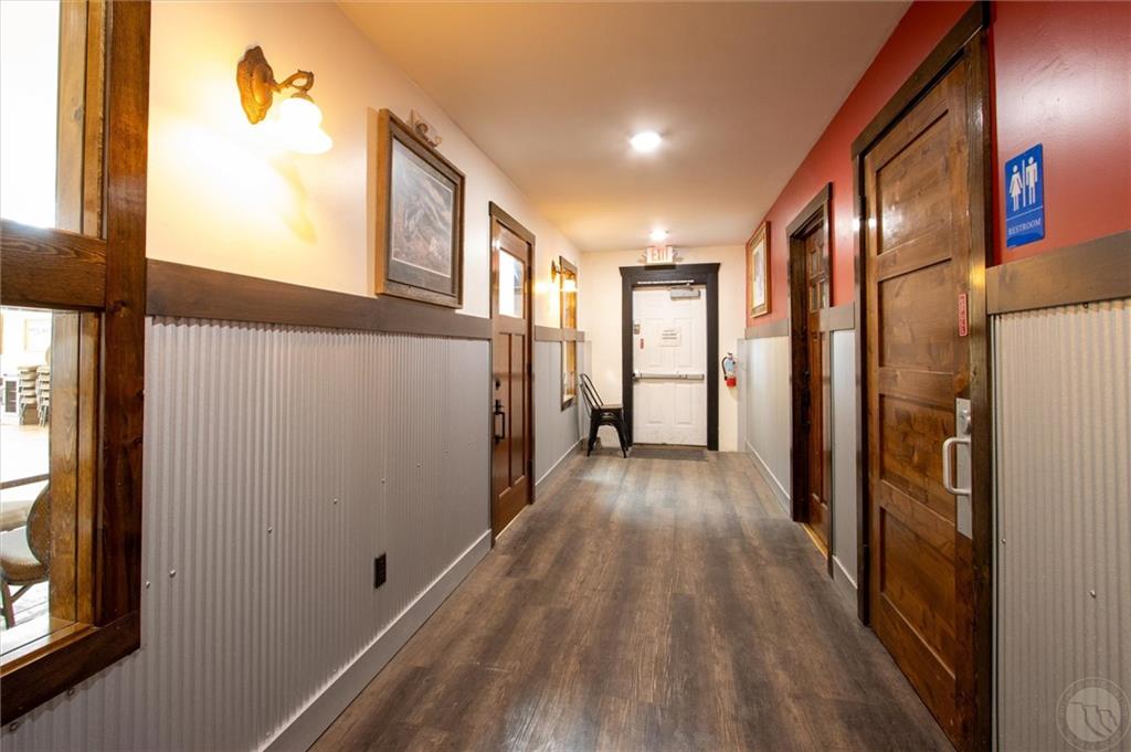 101 Main Property Photo 12