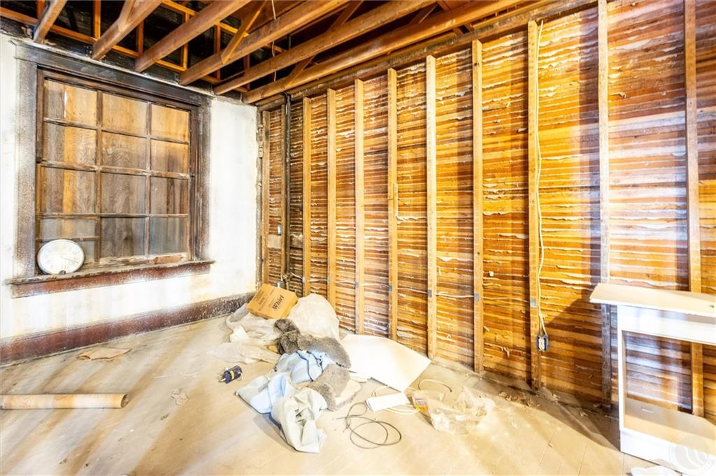 101 Main Property Photo 27