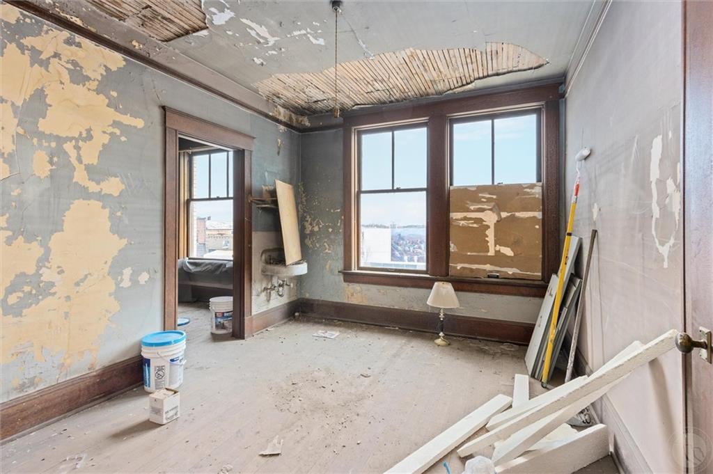 101 Main Property Photo 34